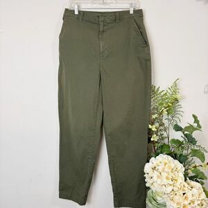 GAP pants | Straight Up Khakis with Washwell | 10 Long tall | Olive green